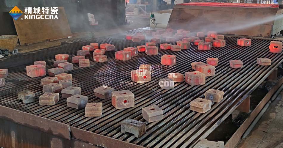 ZTA耐磨陶瓷顆粒優化破碎機錘頭性能